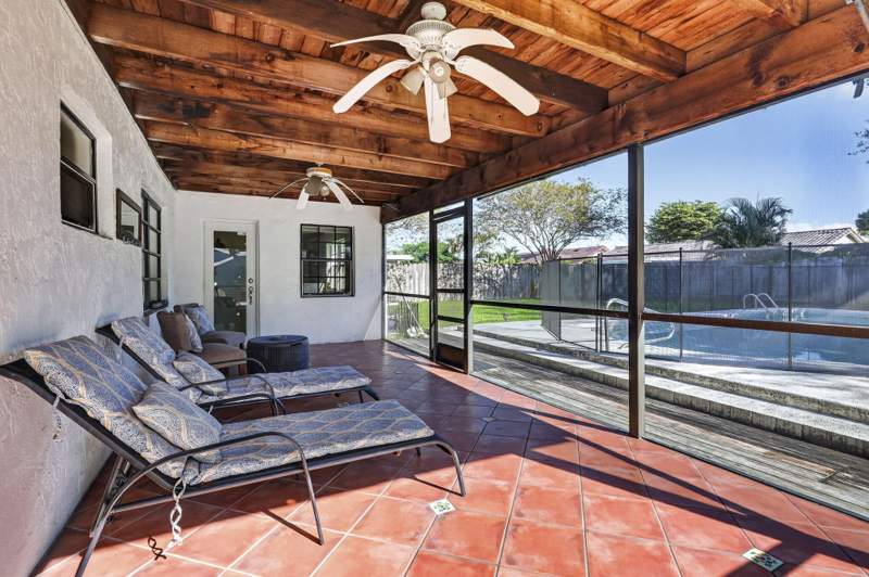 3 bedroom Single Family Residence at 1144 Mystic Way, South Shore 1 Of Wellington, Lakeside Shores, Wellington — photo 4