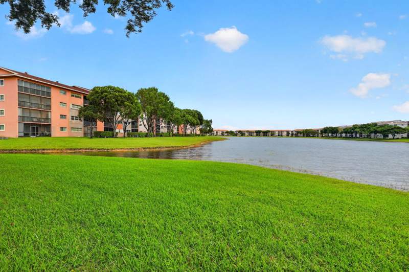 1 bedroom Condominium at 801 SW 141st Avenue #102O, Suffolk At Century Village, Pembroke Pines — photo 2