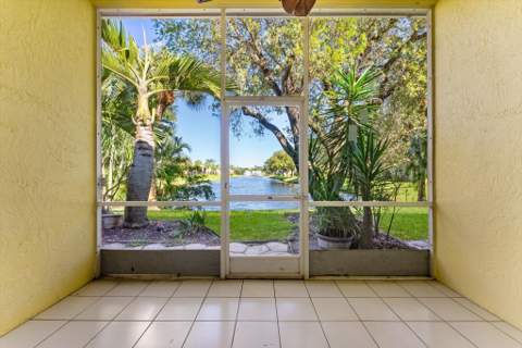 5375 Monterey Circle #D, Delray Beach FL - photo 15 of 32