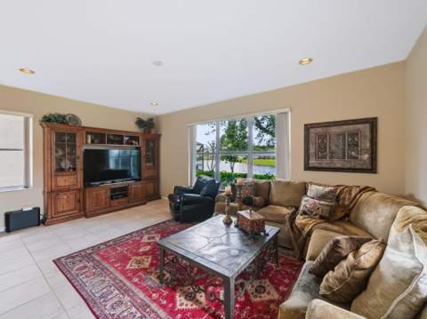 6308 Shadow Tree Lane, Lake Worth FL - photo 14 of 48