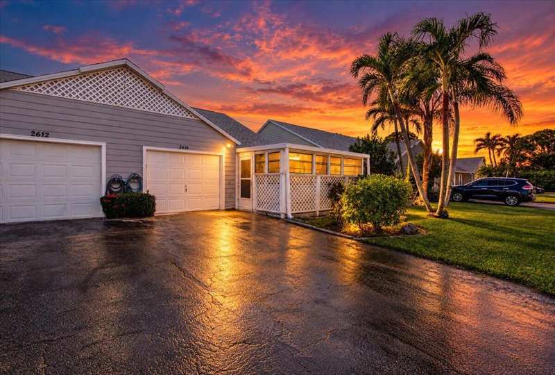 2 bedroom Villa at 2610 SE Tropical E Circle, Tropical East, Port St. Lucie — photo 1