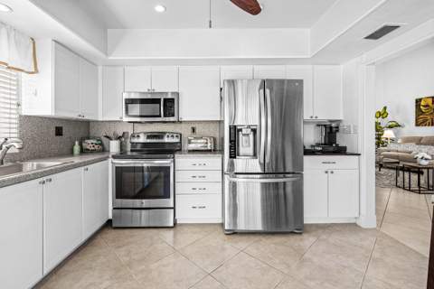 503 SW 29th Avenue, Delray Beach FL - photo 11 of 57