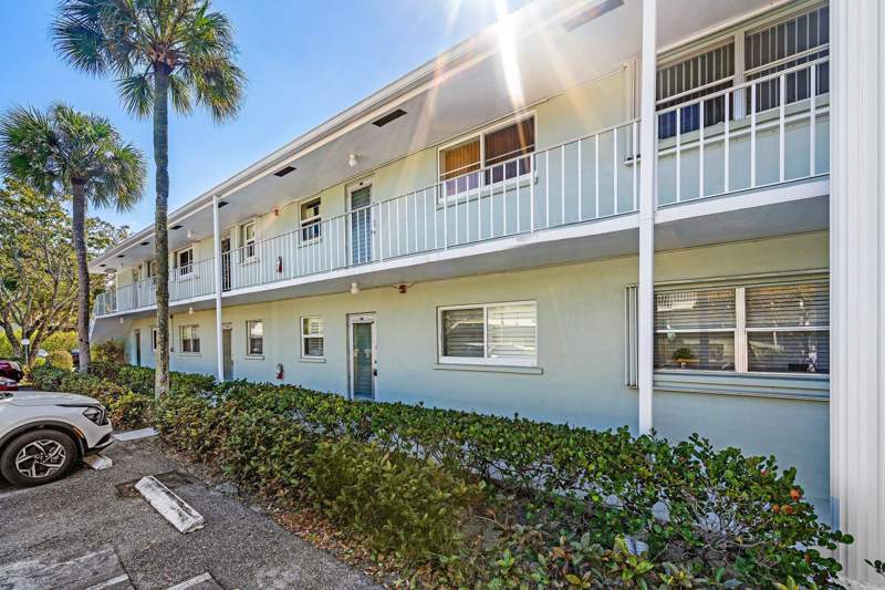 2 bedroom Condominium at 2440 SW 22nd Avenue #703, Sabal Pine Condo, Delray Beach — photo 3