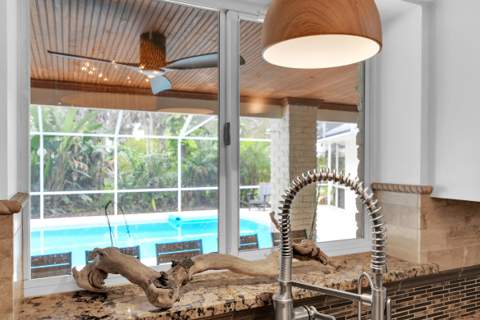 8850 Hidden Pines Road, Fort Pierce FL - photo 17 of 60