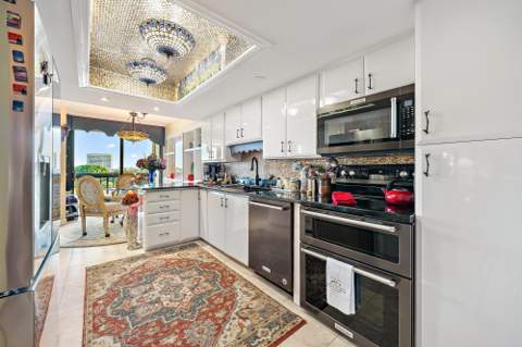 1900 Consulate Place #503, West Palm Beach FL - photo 7 of 87