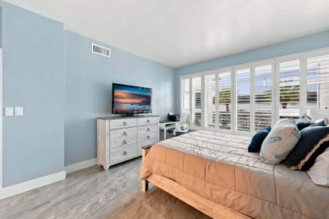 1620 S Ocean Boulevard #1E, Lauderdale-By-The-Sea FL - photo 23 of 58