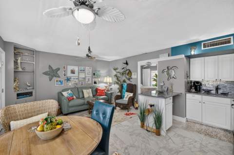 1200 Colonnades Drive #207, Fort Pierce FL - photo 17 of 22