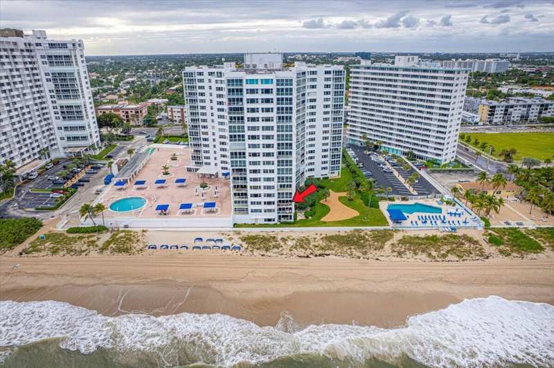2 bedroom Condominium at 3900 N Ocean Drive #2D, Fountainhead Condo, Lauderdale-By-The-Sea — photo 1
