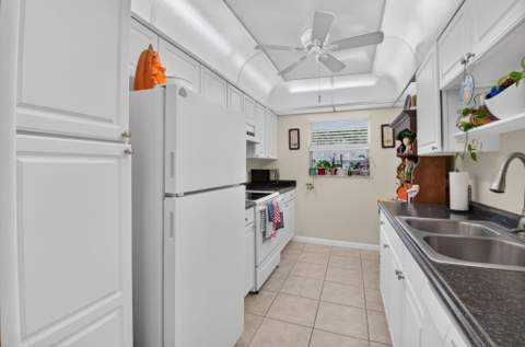 2700 SW 22nd Avenue #1406, Delray Beach FL - photo 13 of 28
