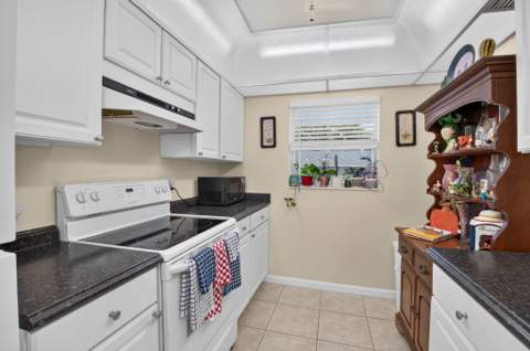 2700 SW 22nd Avenue #1406, Delray Beach FL - photo 14 of 28