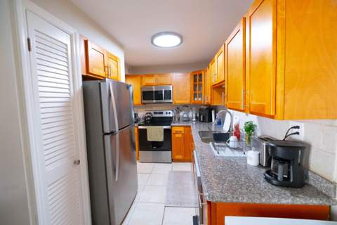 4 Royal Palm Way #6050, Boca Raton FL - photo 17 of 32