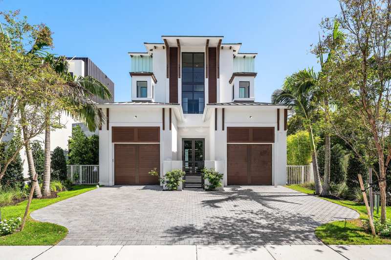 5 bedroom Single Family Residence at 807 NE 9th Avenue, Frey Sophia Add To Delray, Delray Beach — photo 1