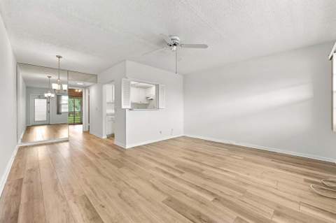 16 Westbury A Circle #16, Deerfield Beach FL - photo 10 of 36