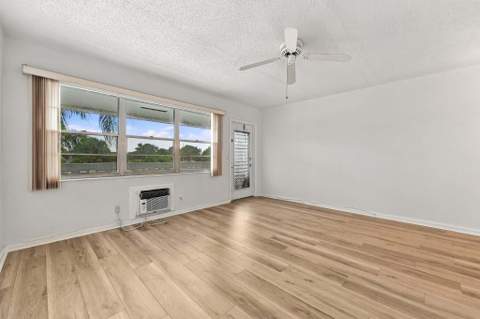 16 Westbury A Circle #16, Deerfield Beach FL - photo 12 of 36