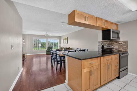 6284 La Costa Drive #E, Boca Raton FL - photo 6 of 27