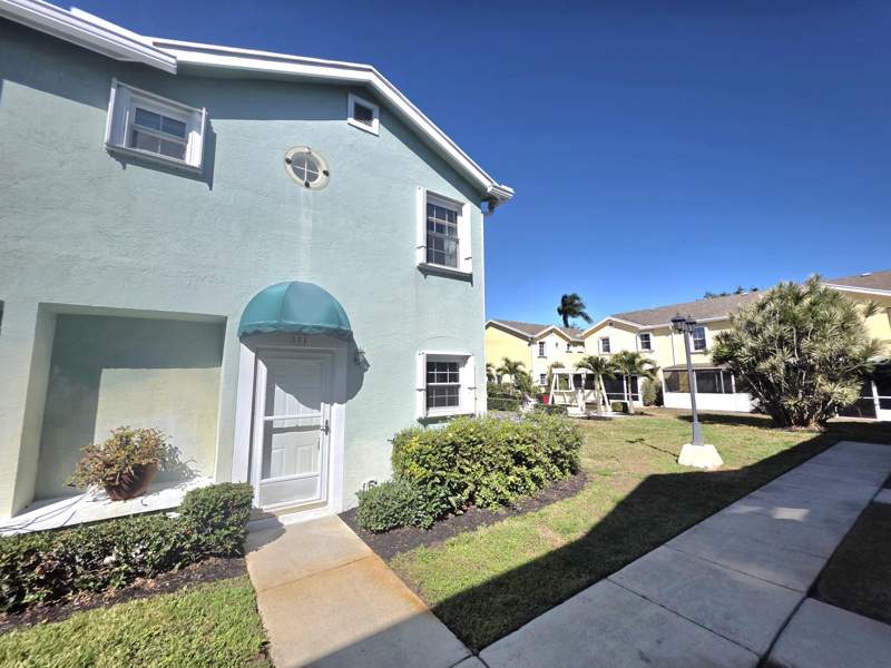 2 bedroom Townhouse at 311 Waterside Drive, Waterside Village, Hypoluxo — photo 2