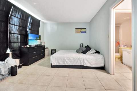 2671 S Course Drive #105, Pompano Beach FL - photo 10 of 16