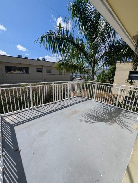 2120 NE 42nd Court #5, Lighthouse Point FL - photo 15 of 17