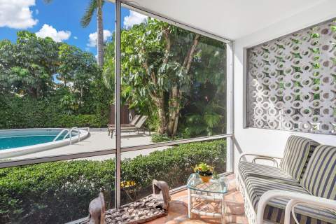 401 Peruvian Avenue #1050, Palm Beach FL - photo 10 of 17