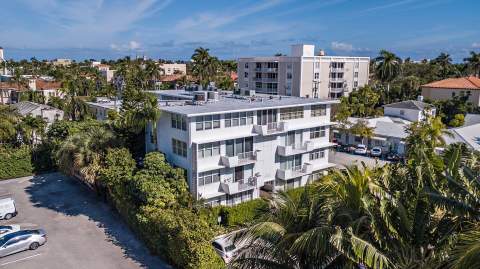 401 Peruvian Avenue #1050, Palm Beach FL - photo 16 of 17