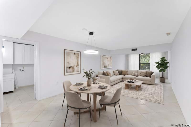 2 bedroom Condominium at 1528 Whitehall Drive #306, Condo 14 Of Whitehall Condos, Davie — photo 2