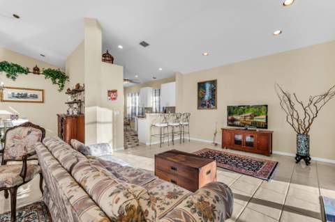 23313 Torre Circle, Boca Raton FL - photo 12 of 36