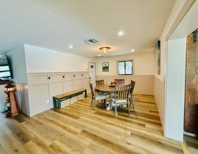 3 bedroom Single Family Residence at 401 Circle, Brentwood, Jupiter — photo 2