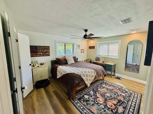3 bedroom Single Family Residence at 401 Circle, Brentwood, Jupiter — photo 4