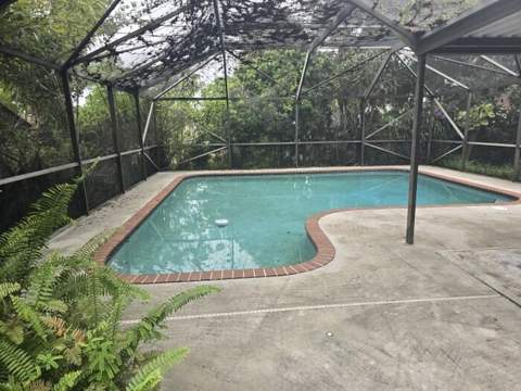 4758 Clinton Boulevard, Kenwood Estates FL - photo 7 of 28