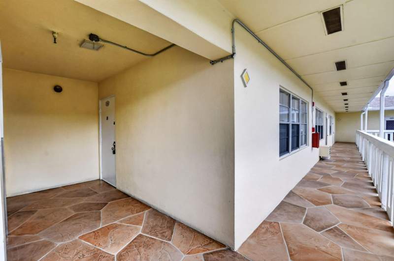 1 bedroom Condominium at 204 Dorset, Dorset At Century Village Condo, Boca Raton — photo 2