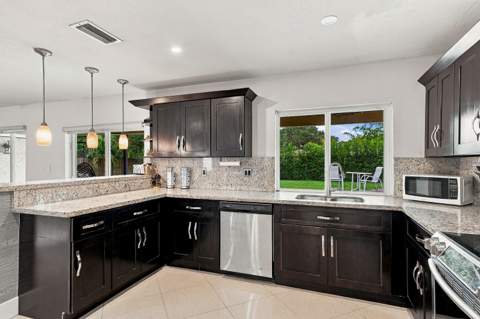 9041 NW 27th Place, Coral Springs FL - photo 21 of 61