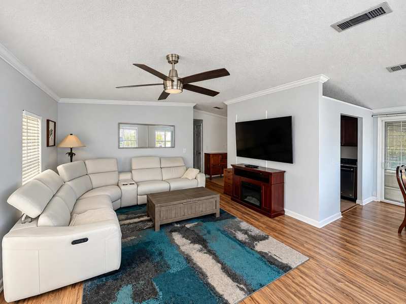 2 bedroom Manufactured Home at 1641 SW 64th Way, Sandalfoot Cove Sec 1, Boca Raton — photo 1