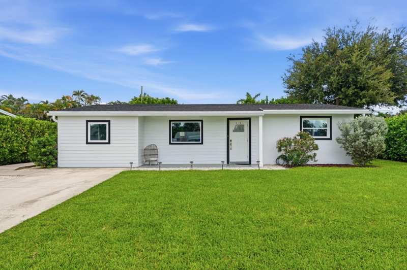 3 bedroom Single Family Residence at 19145 SE Mayo Drive, Tropic Vista, Jupiter — photo 1