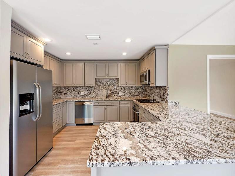 4 bedroom Single Family Residence at 976 SW 37th Street, Palm City Gardens, Palm City — photo 5