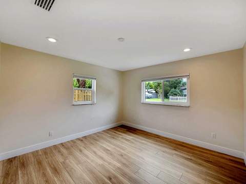 976 SW 37th Street, Palm City FL - photo 10 of 12