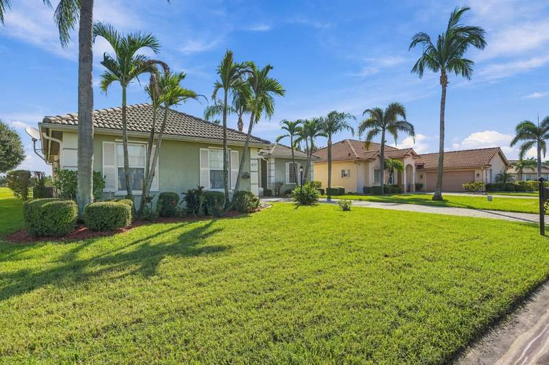 4 bedroom Single Family Residence at 437 NW Canterbury Court, St James Golf Club Parcel A, Port St. Lucie — photo 5