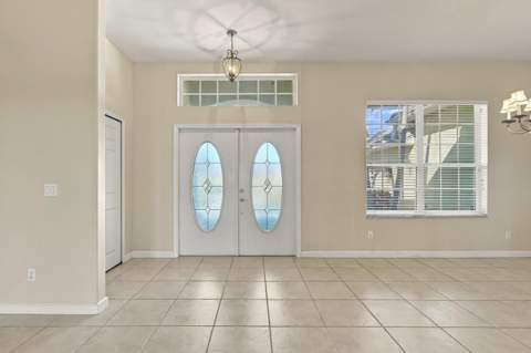 437 NW Canterbury Court, Port St. Lucie FL - photo 6 of 52