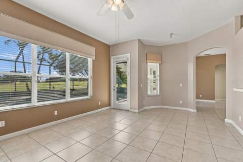 437 NW Canterbury Court, Port St. Lucie FL - photo 10 of 52