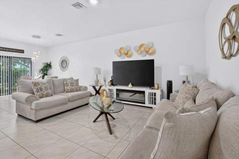 353 NW 9th Street, Pompano Beach FL - photo 11 of 60