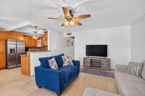 1055 Lyndhurst K, Deerfield Beach FL - photo 6 of 81