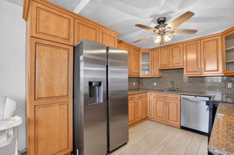 1055 Lyndhurst K, Deerfield Beach FL - photo 9 of 81