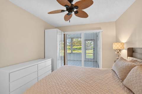 1055 Lyndhurst K, Deerfield Beach FL - photo 20 of 81