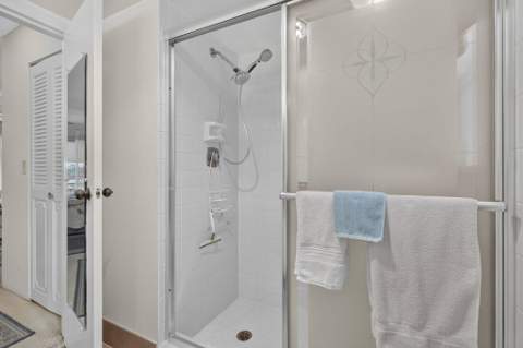 3959 Via Poinciana #506, Lake Worth FL - photo 23 of 55