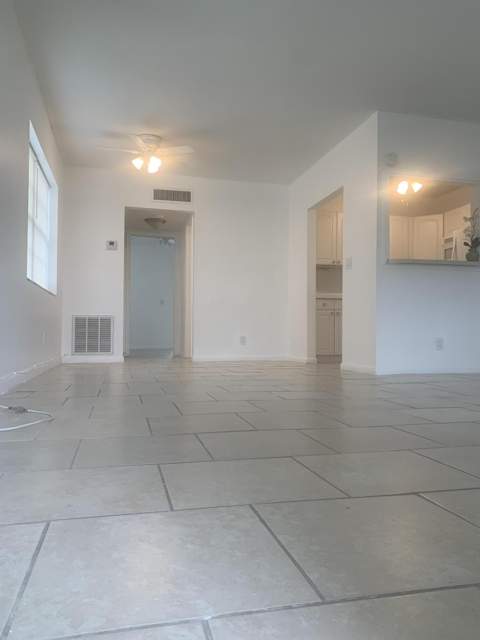 137 Coventry F, West Palm Beach FL - photo 6 of 49