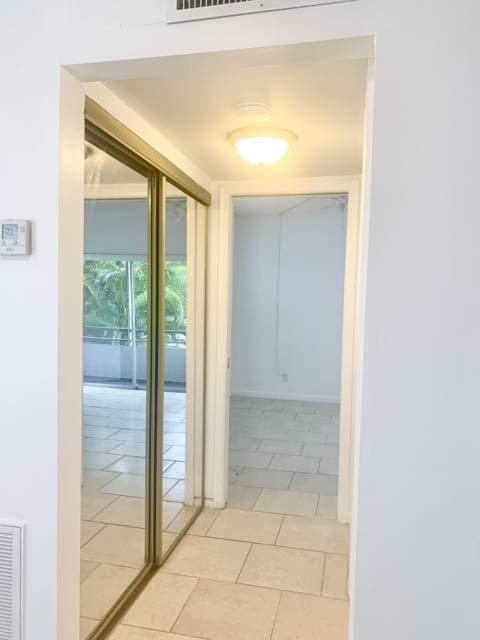 137 Coventry F, West Palm Beach FL - photo 18 of 49