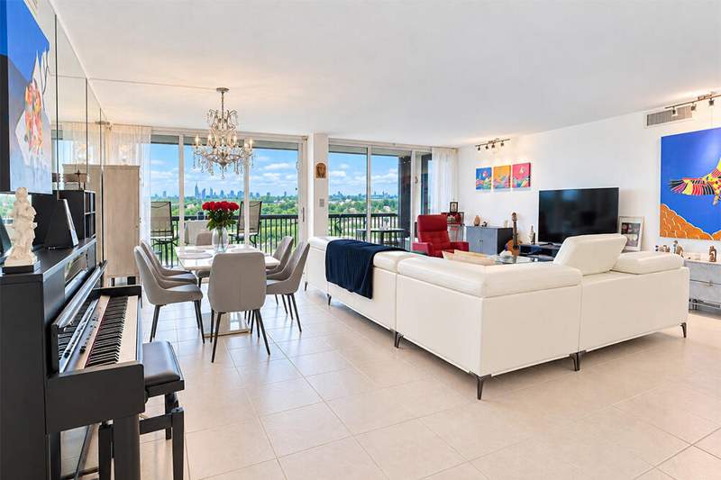 2 bedroom Condominium at 2480 Presidential Way #802, Envoy Condo, West Palm Beach — photo 4