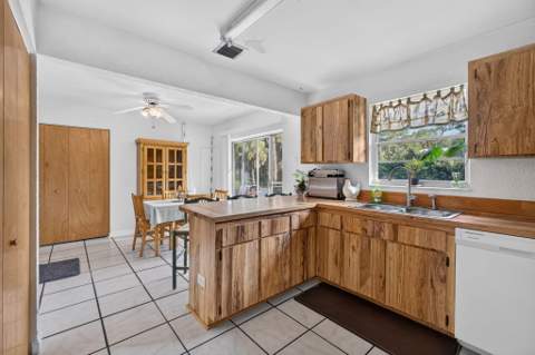 9242 166th Way, Jupiter Farms FL - photo 14 of 37