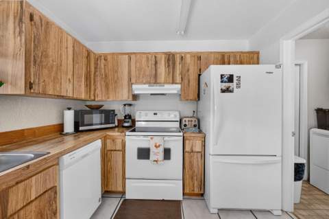 9242 166th Way, Jupiter Farms FL - photo 16 of 37