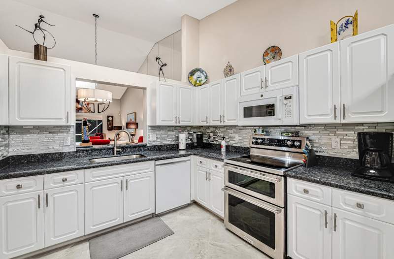 2 bedroom Villa at 7569 Island Breeze Terrace, Palm Isles I, II And III Condos, Boynton Beach — photo 5