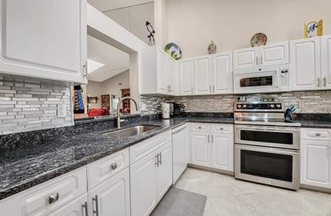 7569 Island Breeze Terrace, Boynton Beach FL - photo 10 of 80